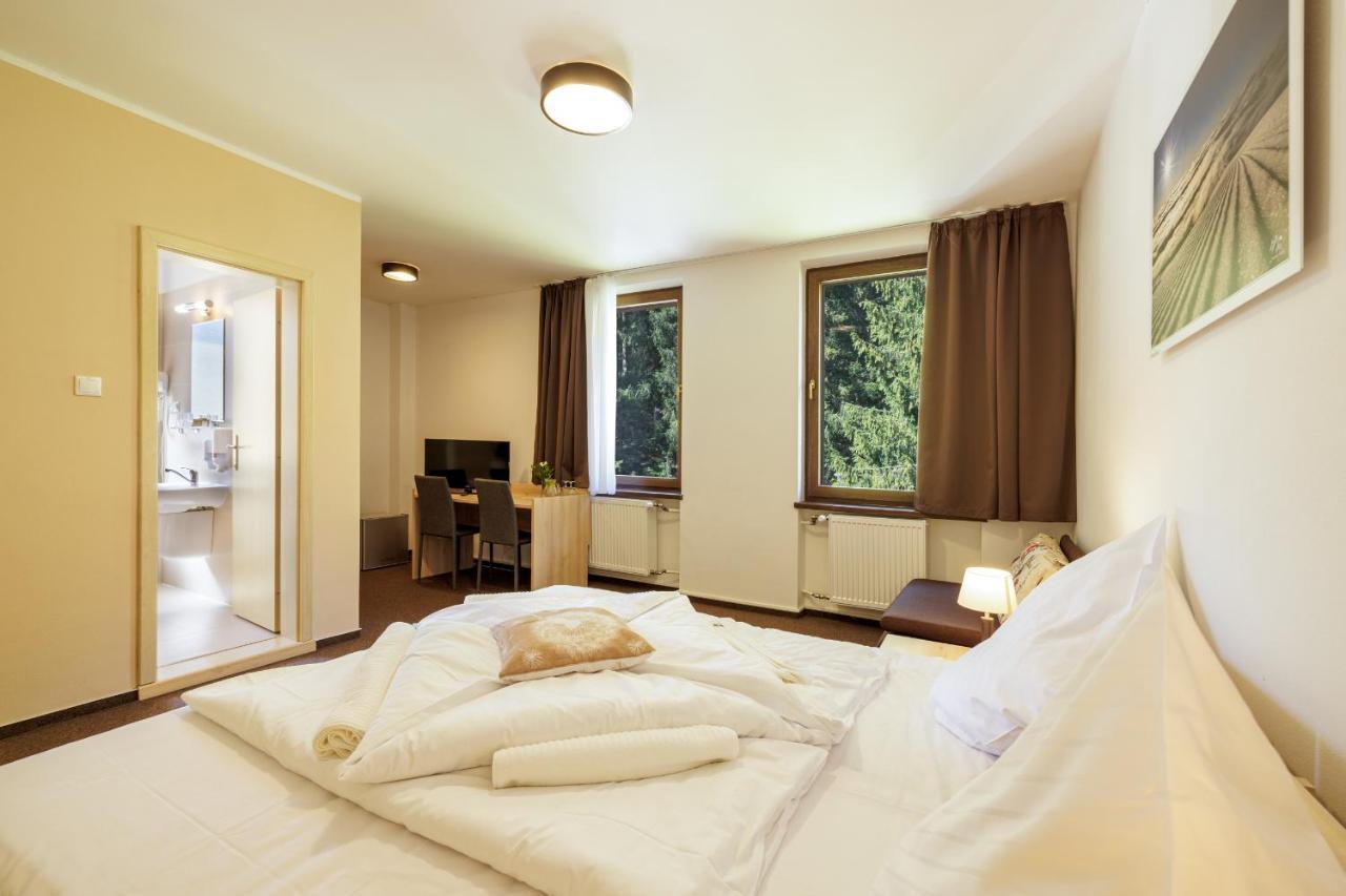 Lopusna Dolina Resort Svit Exterior photo